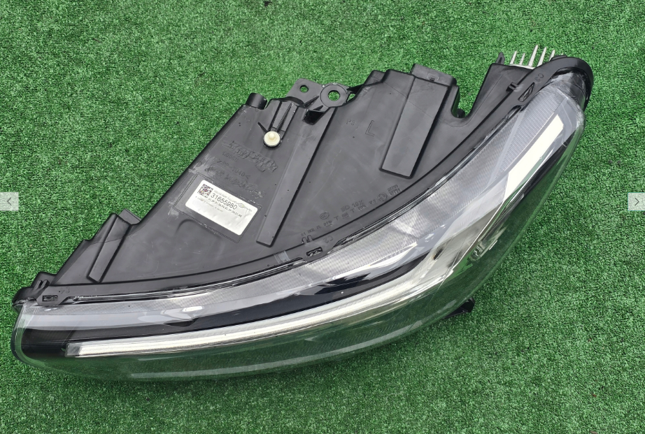 Koplamp VOLVO XC40 FULL LED HEADLAMP 31655980