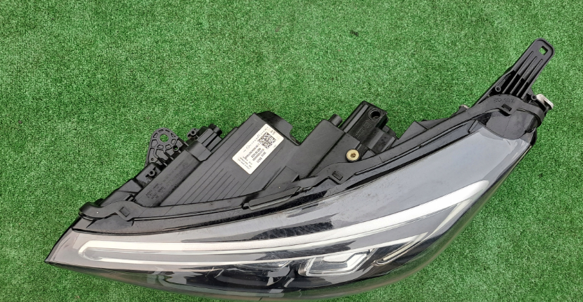 Koplamp OPEL CROSSLAND X FULL LED HEADLAMP 39153431