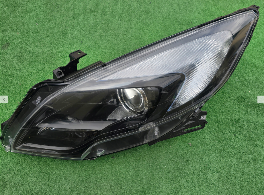 Koplamp OPEL ZAFIRA C HEADLAMP 13399866LH