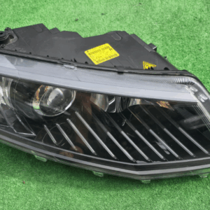 Koplamp SKODA OCTAVIA 3 III 5E1 BI-XENON TURNING FRONT LAMP