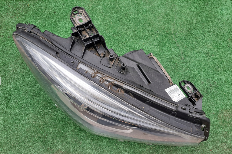 Koplamp MERCEDES CLA W117 BI-XENON HEADLAMP SET