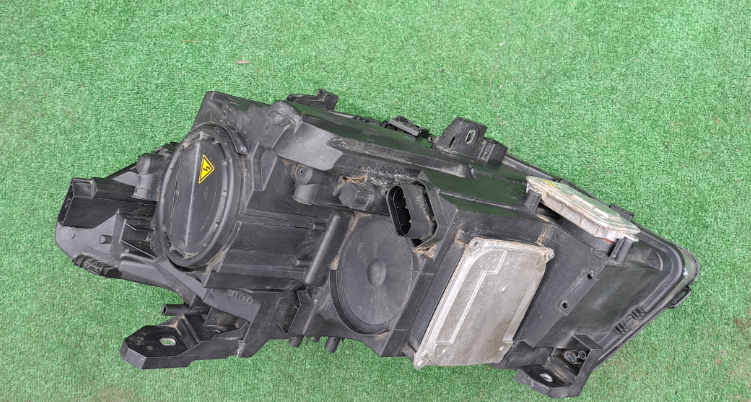 Koplamp MERCEDES CLA W117 BI-XENON HEADLAMP SET