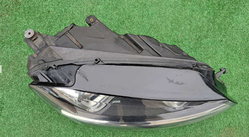 Koplamp Volkswagen GOLF 7 VII 5G1 BI-XENON TURNING FRONT LAMP