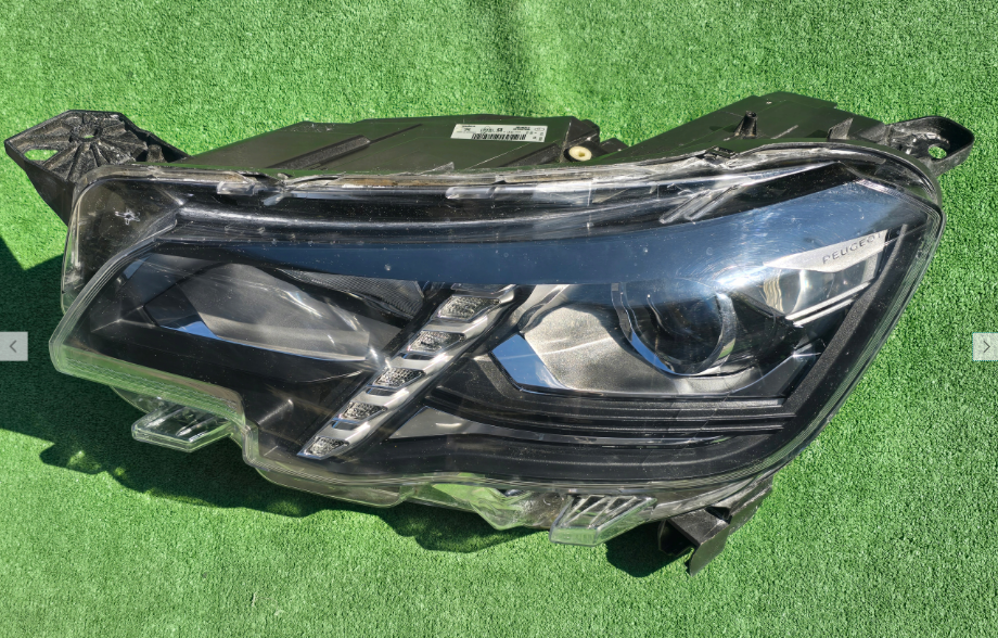 Koplamp PEUGEOT RIFTER LENS+ LED FRONT LAMP 9816827280