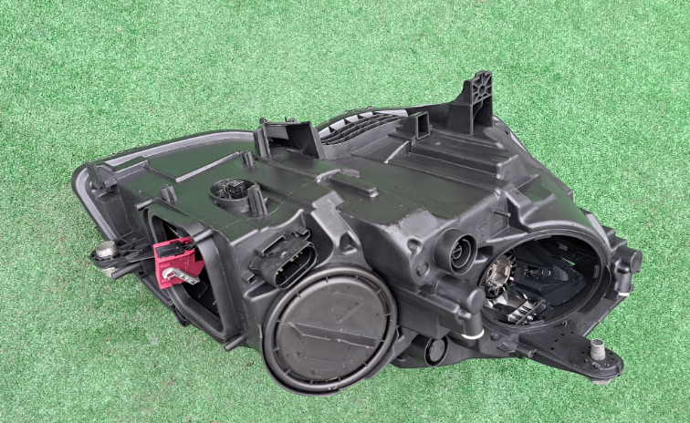 Koplamp MERCEDES GLK W204 FACELIFT BI-XENON HEADLAMP