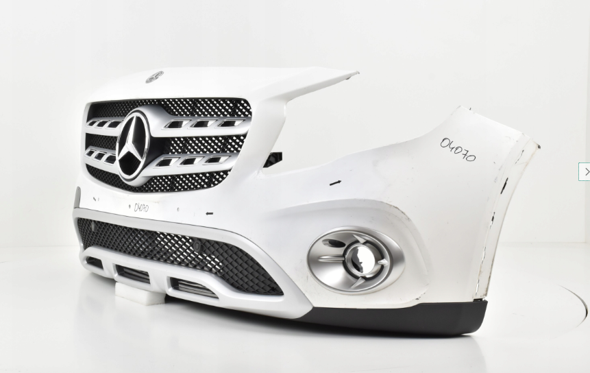 Bumper MERCEDES GLA X156 156 FACELIFT USA VERSION HALOGEN 0XPDC Voorbumper 04070