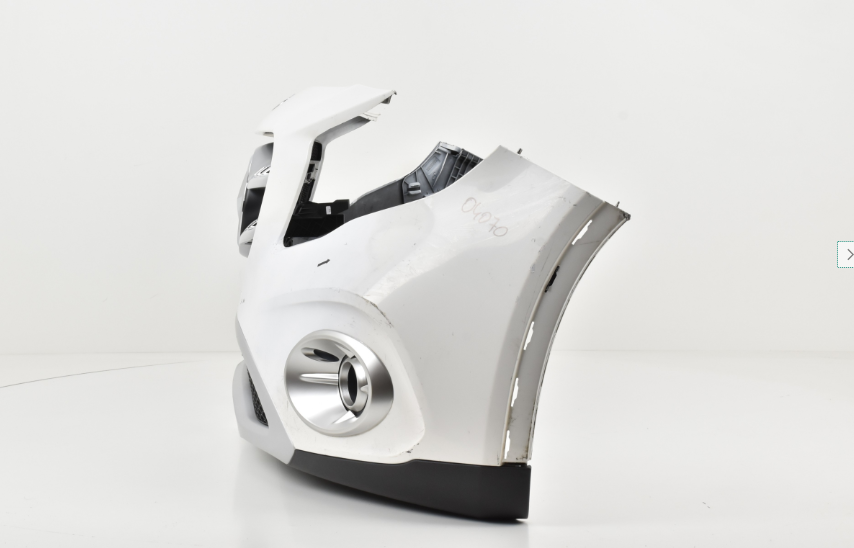 Bumper MERCEDES GLA X156 156 FACELIFT USA VERSION HALOGEN 0XPDC Voorbumper 04070