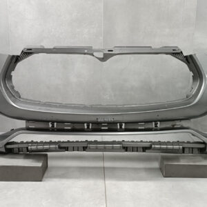 Bumper MASERATI LEVANTE 16-24 670040752 Voorbumper HK1881