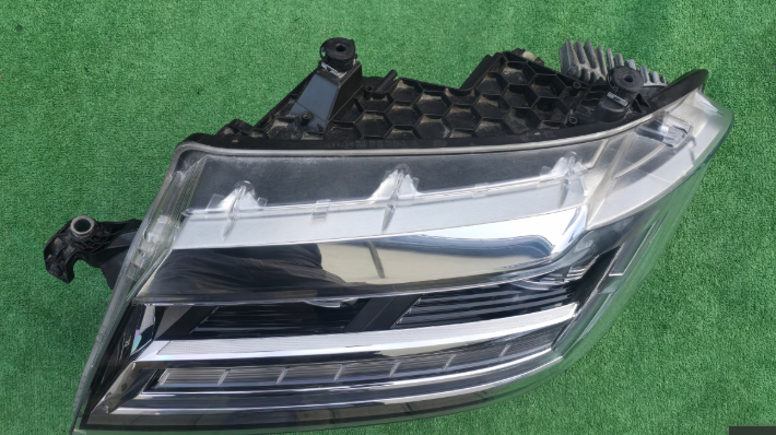 Koplamp Volkswagen CRAFTER 2 II FULL LED HEADLAMP 7C1.941.035.B