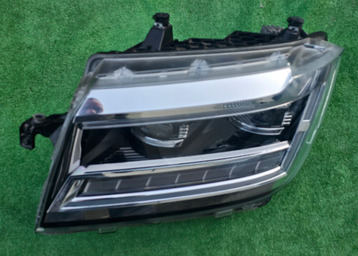 Koplamp Volkswagen CRAFTER 2 II FULL LED HEADLAMP 7C1.941.035.B