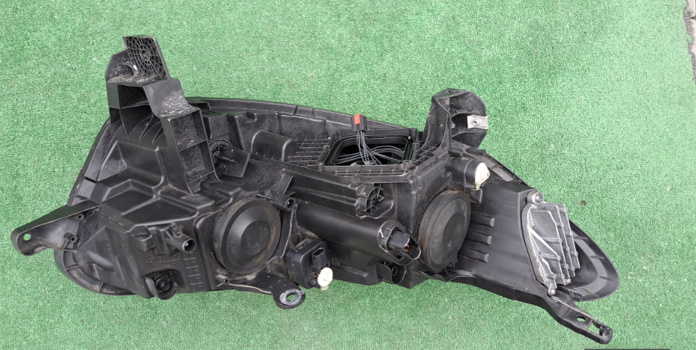 Koplamp RENAULT KADJAR LENS+ LED FRONT LAMP RENAULTTKADJARR