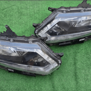 Koplamp NISSAN X-TRAIL T32 HEADLAMPS STANDARD + LED NISSSXXXTRAILLEWRIGHT