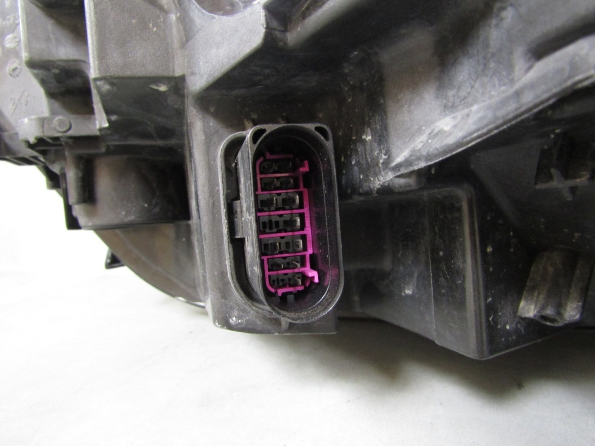 Koplamp Audi A6 C7 Facelift Xenon Niet-draaiend 14-18 RH 4G0941044F S1882/K5/2D