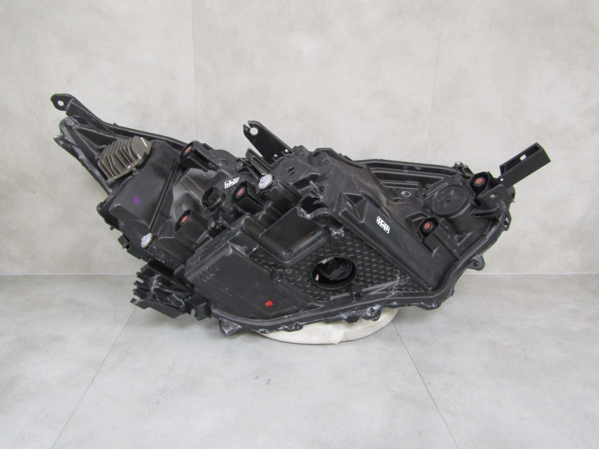 KOPLAMP LINKS TOYOTA BZ4X EA10 VOLLEDIGE LED LH 22- S1875/K4/14G