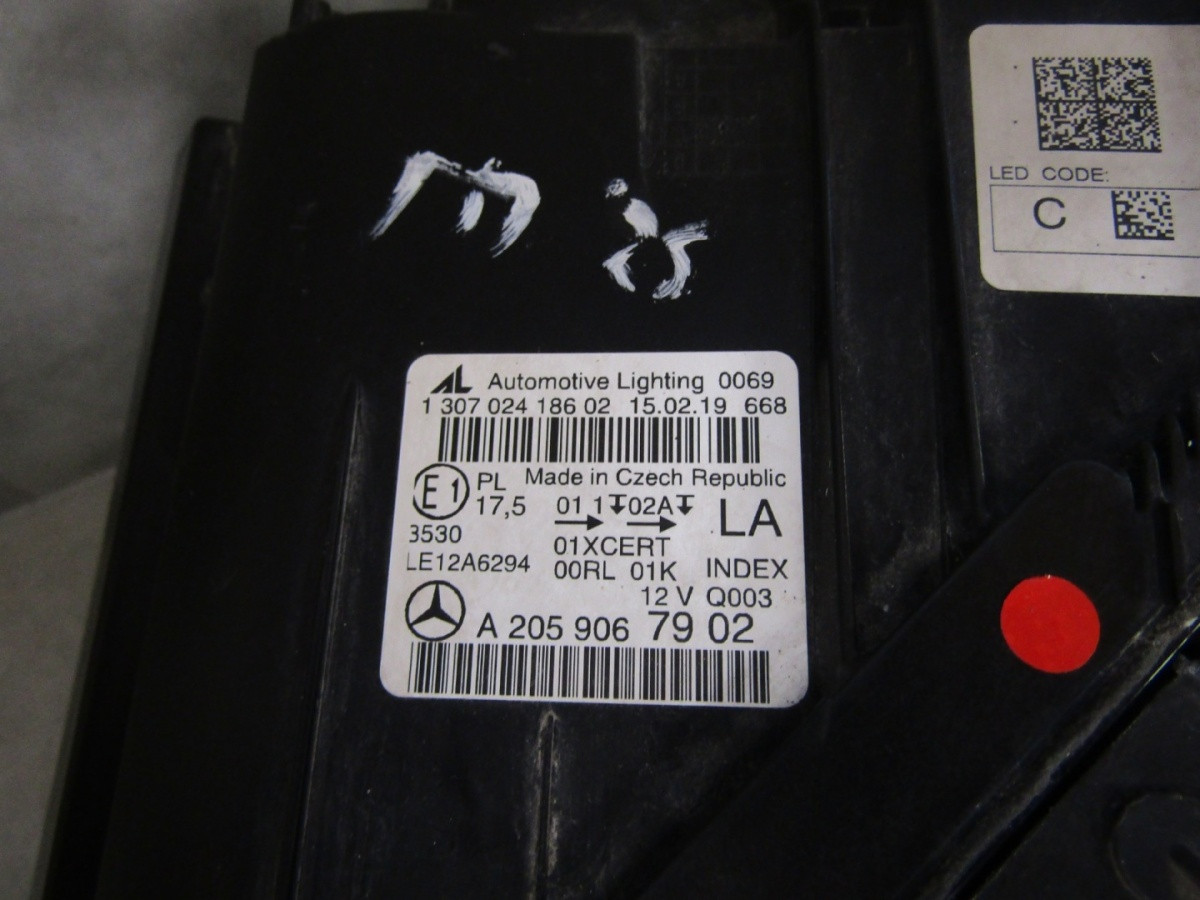 KOPLAMP MERCEDES C-KLASSE W205 VOLLEDIGE LED ILS LINKS 14-18 A2059067902 S1866/F1