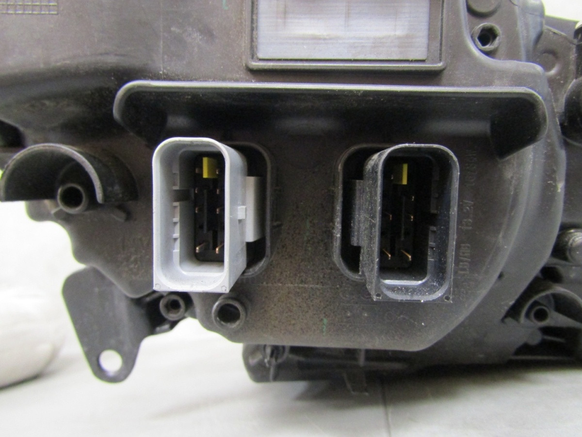 KOPLAMP PEUGEOT 308 III 3 T10 LED LH LINKS 21-25 98491165 Z226/K4/9B