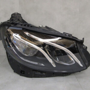 KOPLAMP MERCEDES E-KLASSE W213 VOLLEDIGE LED-PRESTATIES RH 16-20 S1893/K5/10E
