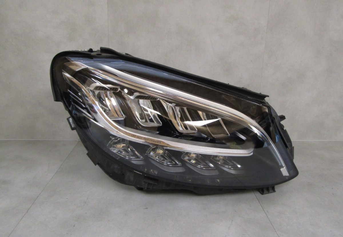 KOPLAMP MERCEDES C-KLASSE W205 FACELIFT LED PRESTATIES RH 18- A2059066006 S1896/K3/16C