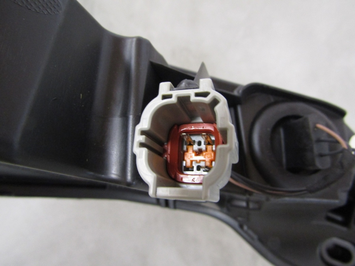 KOPLAMP NISSAN JUKE II FACELIFT LED DRL LH LINKS 19-24 261256PA0A Z224/K4/8G