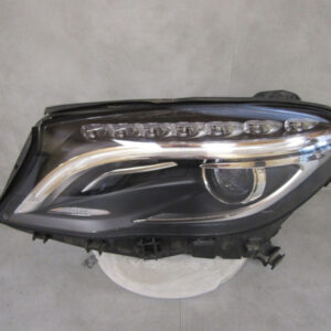 KOPLAMP MERCEDES GLA W 156 XENON NIET-DRAAIEND LINKS 13-16 A1569063100 Z219/K4/7E