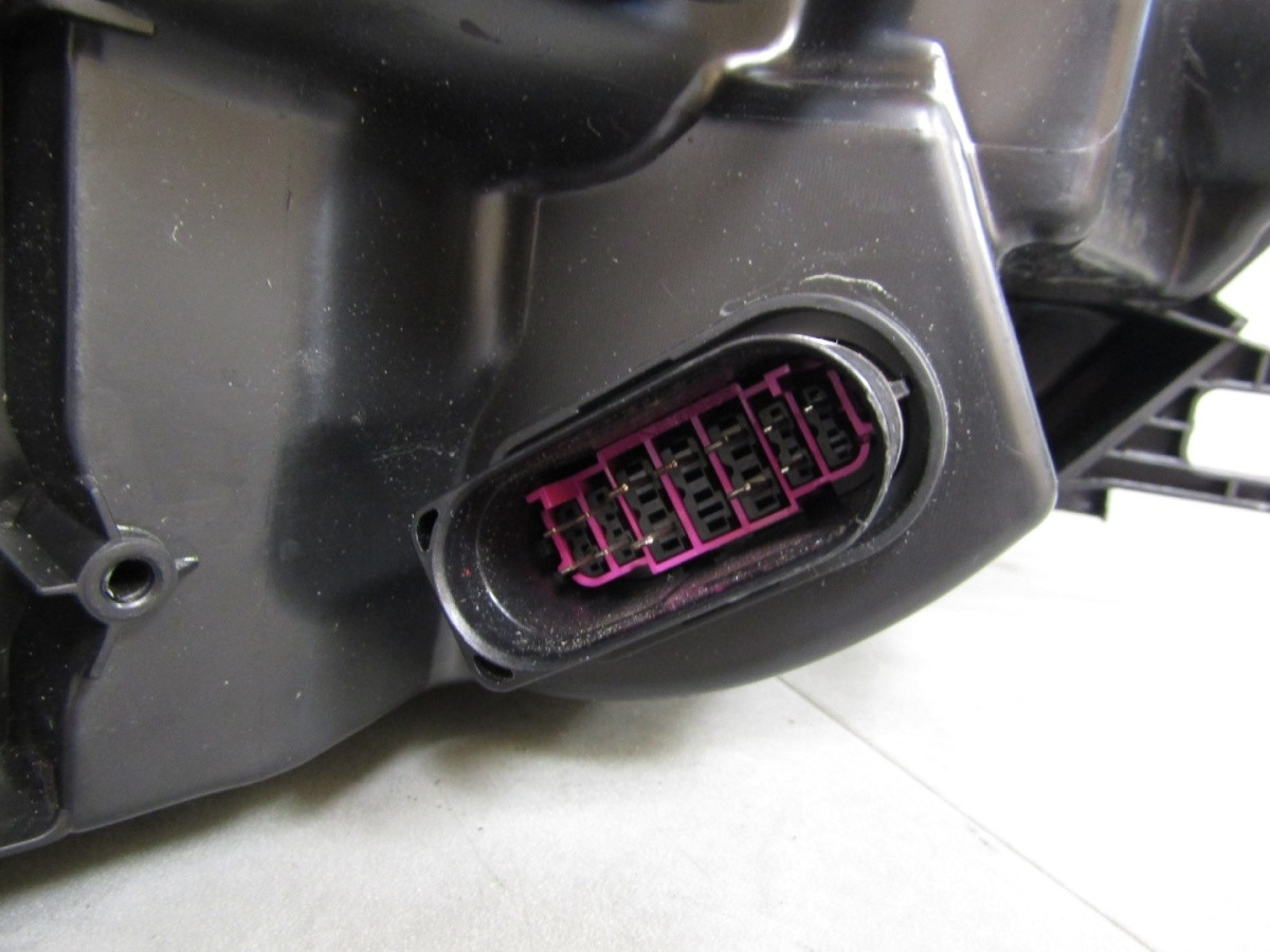 KOPLAMP AUDI A6 C7 NIET-DRIVEREND XENON 11-14 LH LINKS 4G0941005C S1878/K5/16D