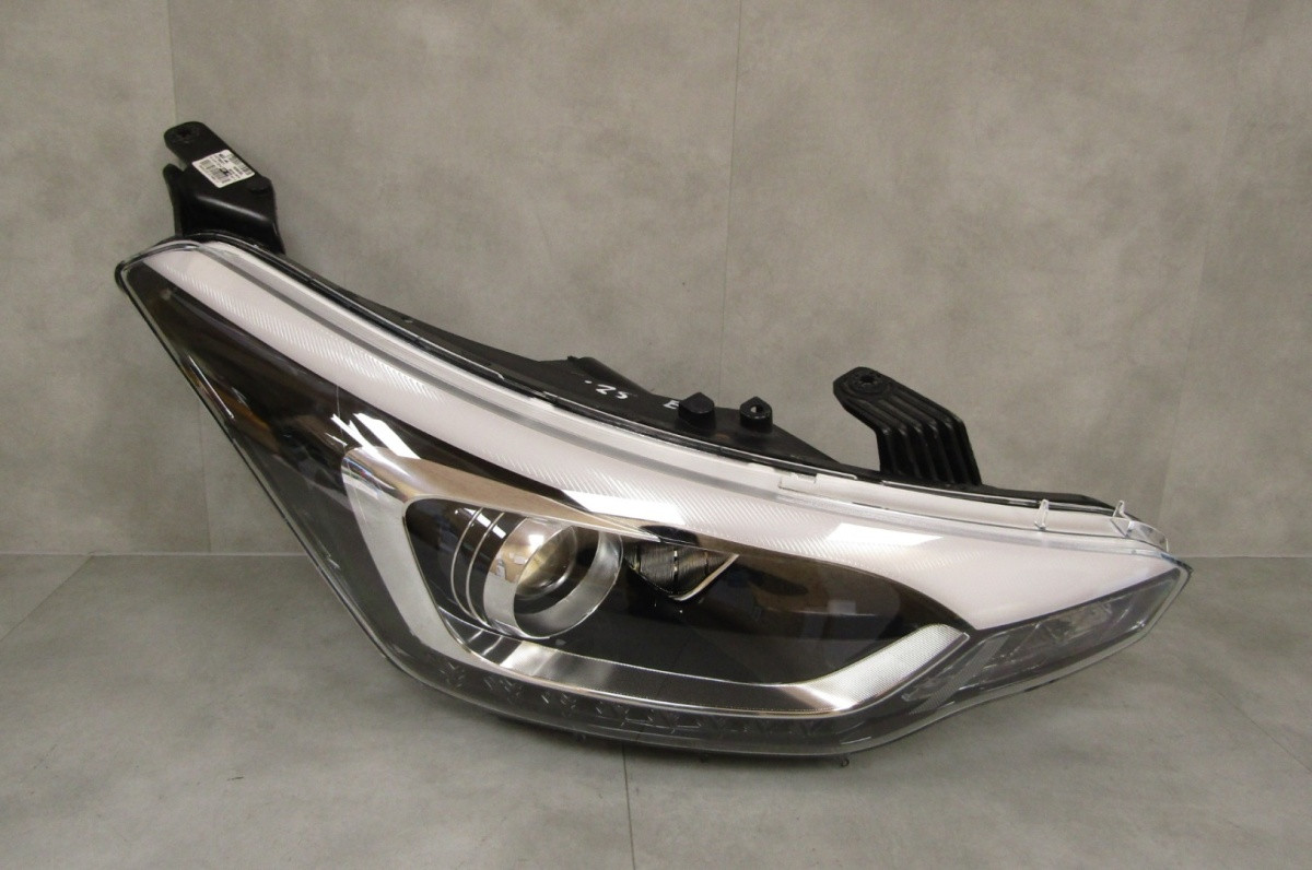 Koplamp Hyundai I20 Standaard Lens + led 15- Rechts 92102C8210 S1901/K3/2B