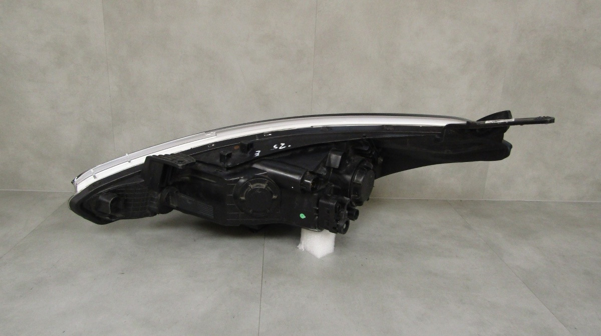 Koplamp Hyundai I20 Standaard Lens + led 15- Rechts 92102C8210 S1901/K3/2B