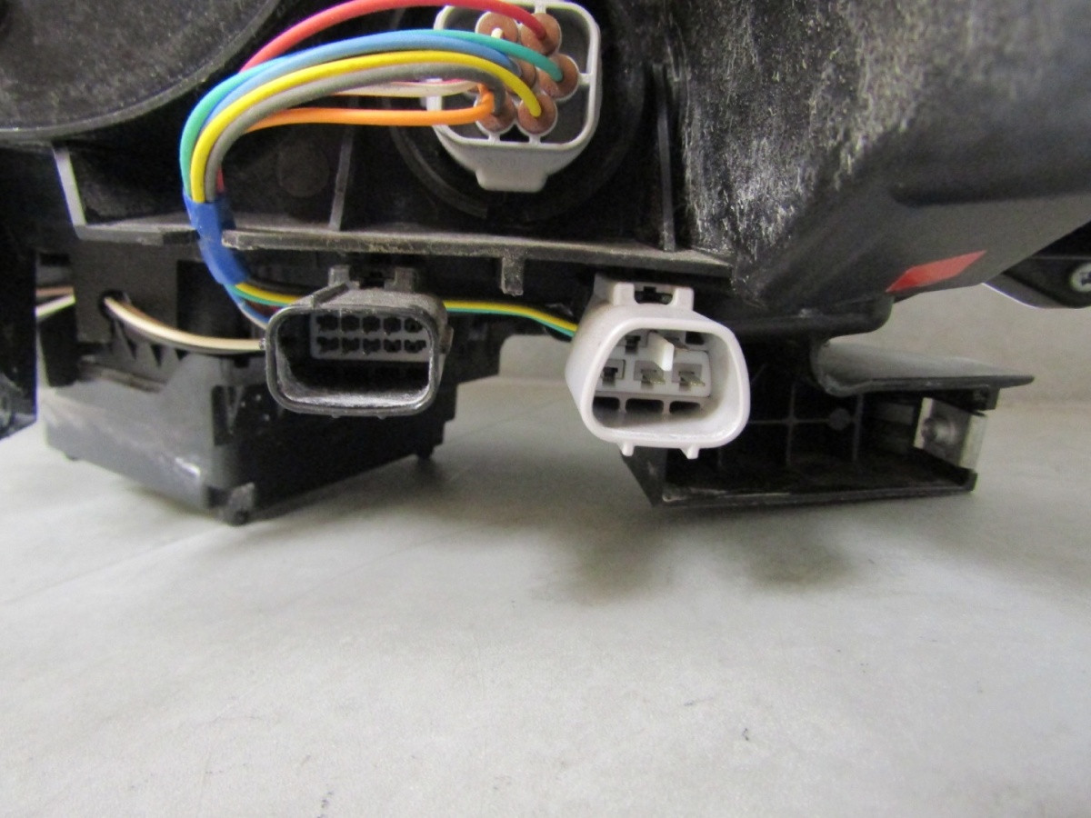 KOPLAMP MITSUBISHI ECLIPSE CROSS VOLLEDIGE LED-17-20 RH RECHTS S1938/K2/1C