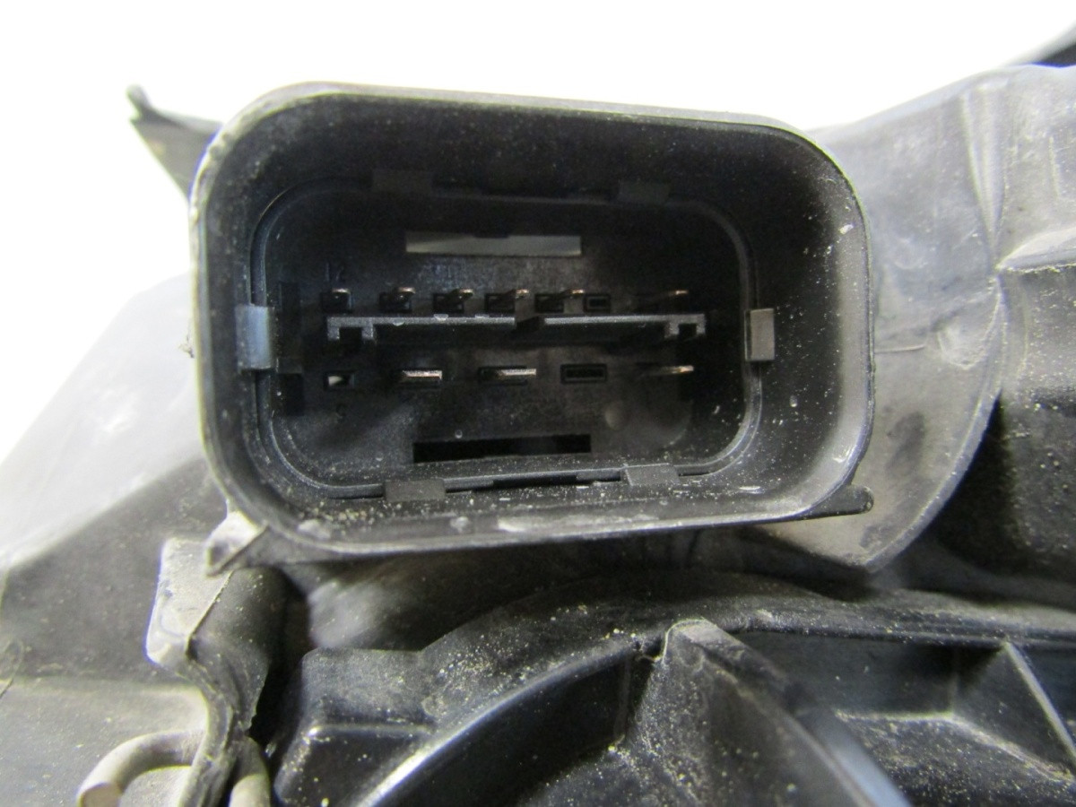 Koplamp BMW 3 E90 E91 Facelift LCI STANDAARD 08-12 RH Rechts 7202574 Q1660/K3 12C