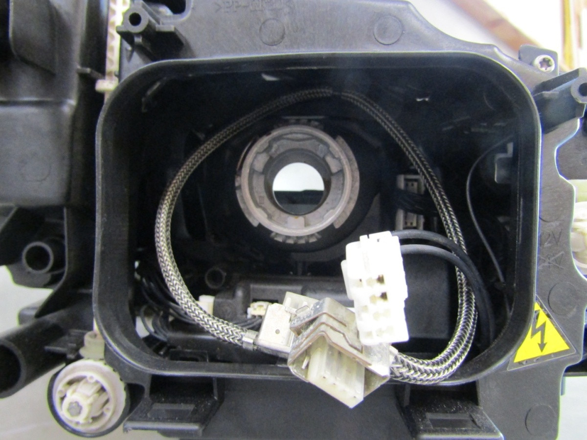 Koplamp VW Touareg 2 II Facelift 14-18 LH Links 7P1941033A Q1694/K3 2D