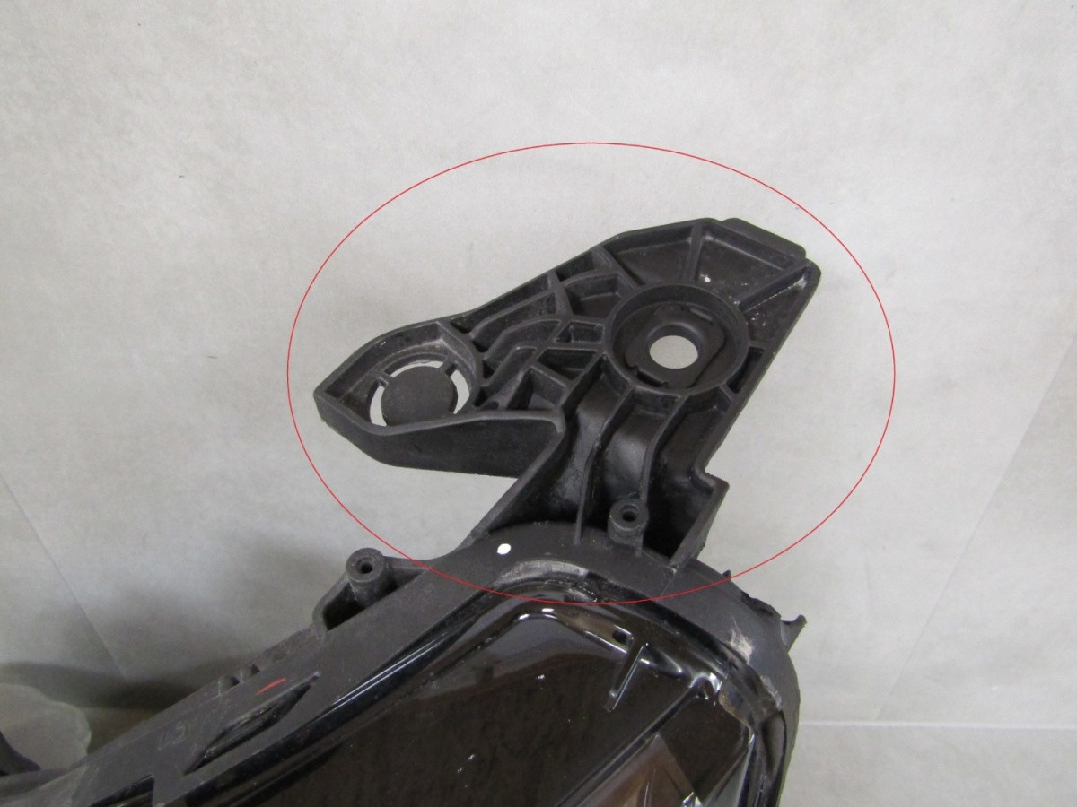 Koplamp Peugeot 208 II 2 LED 19-23 LH Links 9833036380 Q1664/K3 12D