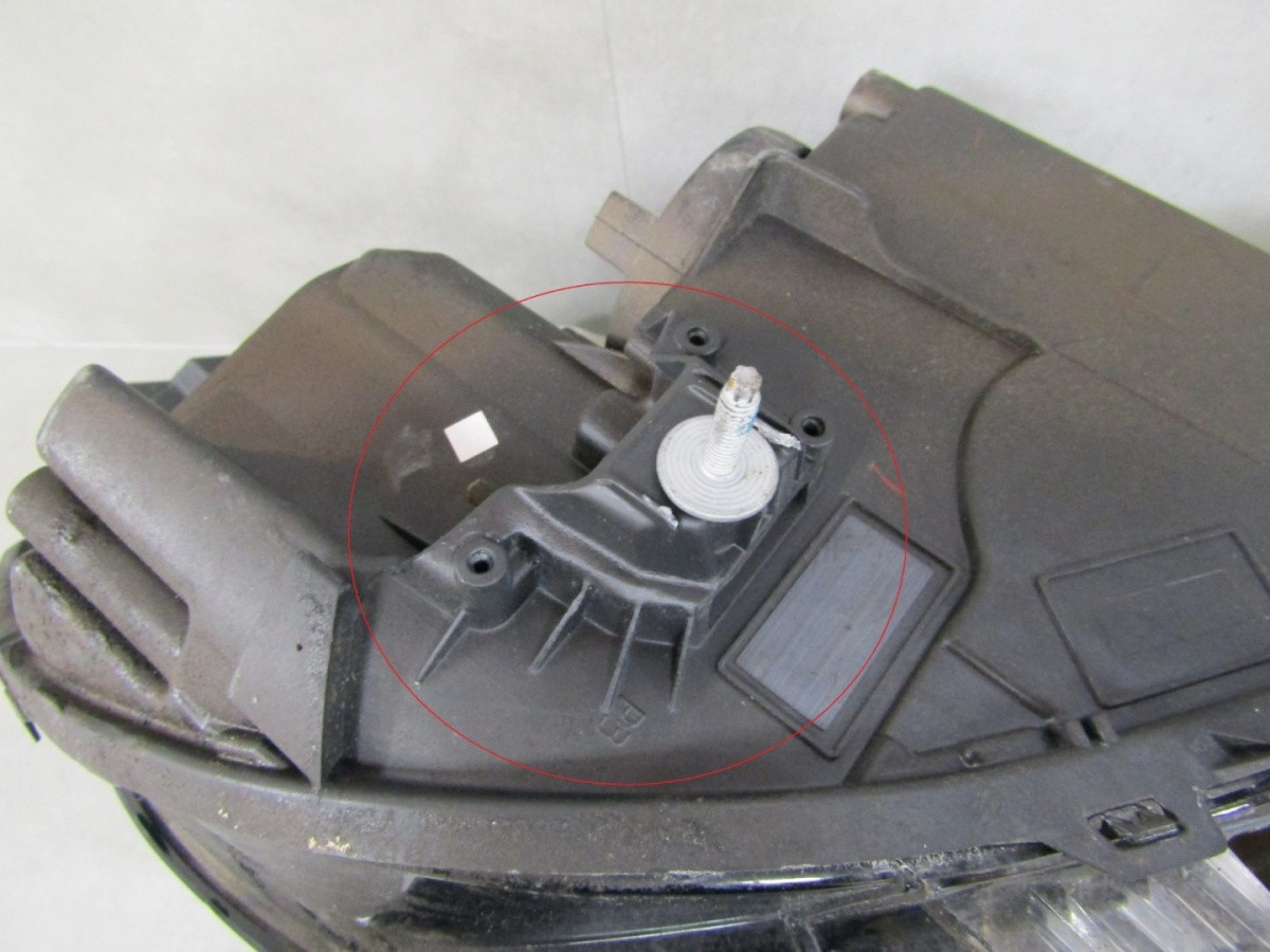 Koplamp Peugeot 208 II 2 LED 19-23 LH Links 9833036380 Q1664/K3 12D