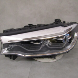 KOPLAMP BMW 5 G30 G31 ADAPTIEVE VOLLEDIGE LED-17-20 LH LINKS 8499121 Q1662/K3 16D