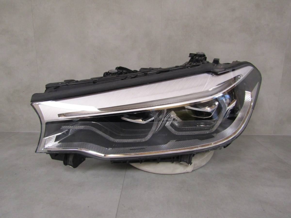 KOPLAMP BMW 5 G30 G31 ADAPTIEVE VOLLEDIGE LED-17-20 LH LINKS 8499121 Q1662/K3 16D
