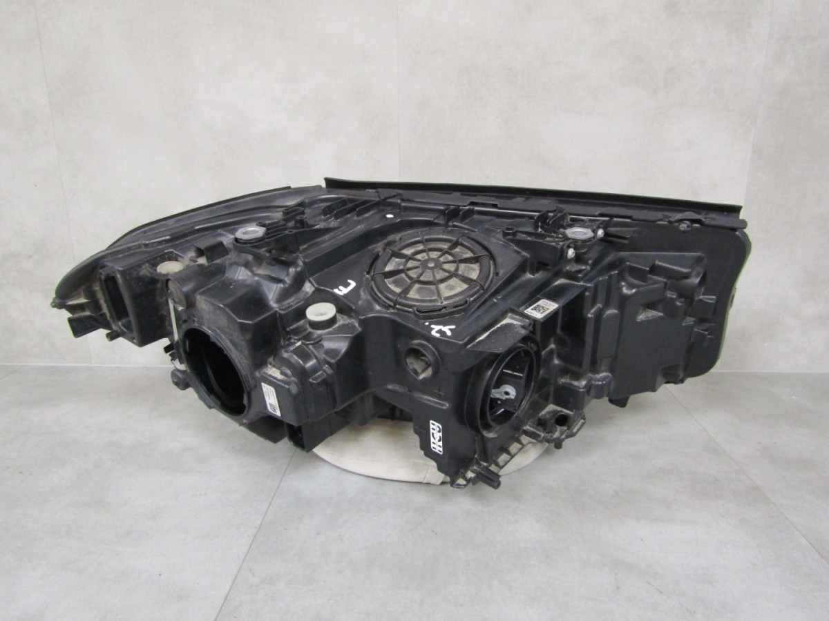 KOPLAMP BMW 5 G30 G31 ADAPTIEVE VOLLEDIGE LED-17-20 LH LINKS 8499121 Q1662/K3 16D