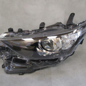 Koplamp Toyota Auris 2 II Facelift, Standaard Lens, 15-18 LH, Links 81150 02K30 Q1752/K2 1B
