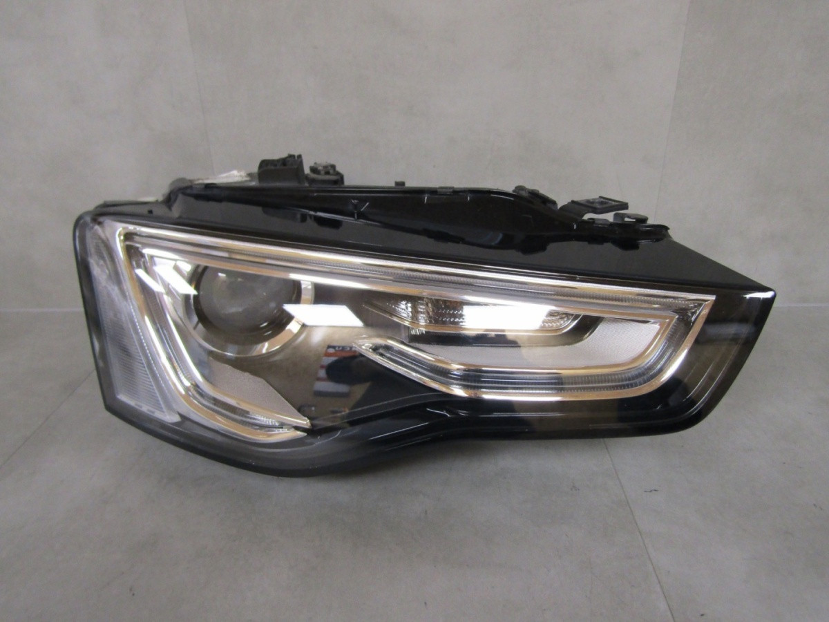 Koplamp Audi A5 8T0 Facelift NIET-DRAAIEN XENON + LED 11-16 RH RECHTS 8T0941006C Q1683/K3 5F