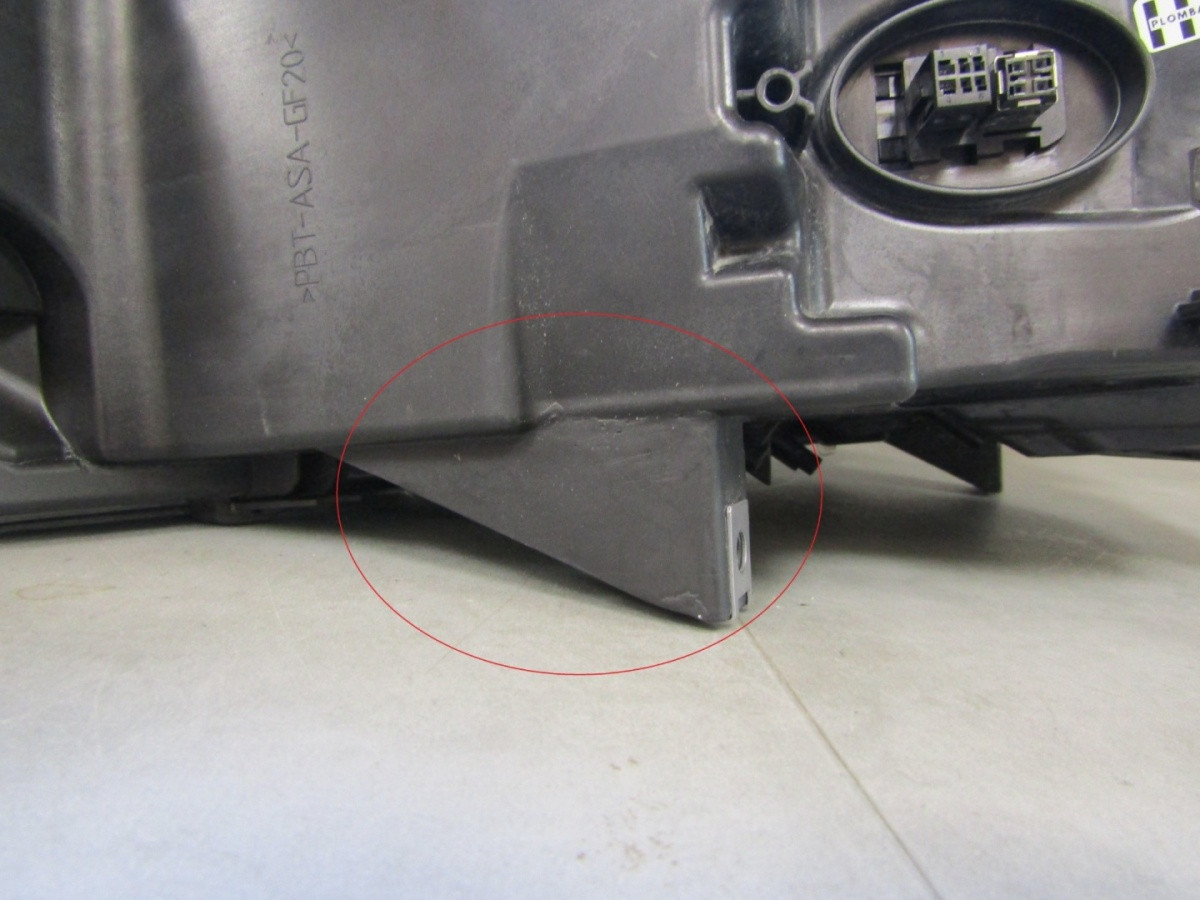 Koplamp BMW 5 F10 F11 Facelift LCI Niet-draaiend XENON 13-17 Rechts 7317132 Q1734/K2 3E