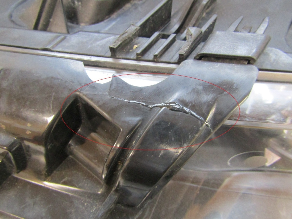 Koplamp BMW 5 F10 F11 Facelift LCI Niet-draaiend XENON 13-17 Rechts 7317132 Q1734/K2 3E