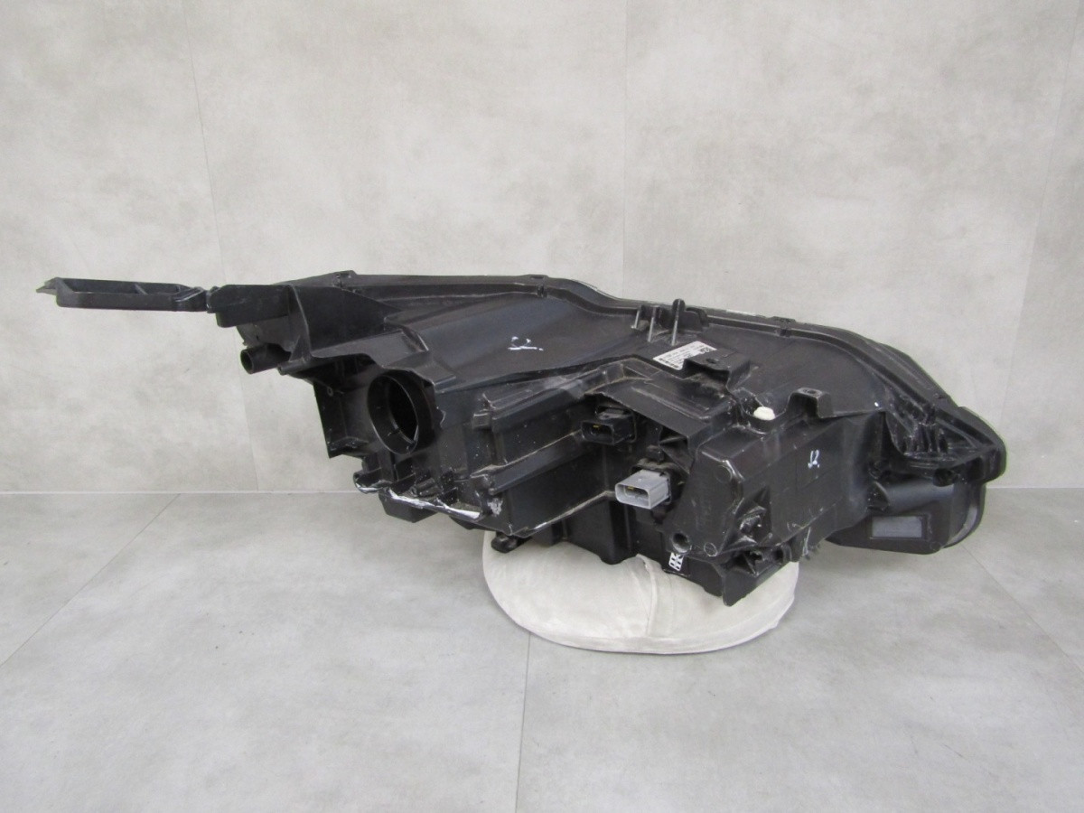 Koplamp Peugeot 3008 II 5008 II Facelift LED 20-24 LH Links 9836230280 Q1665/K3 12F