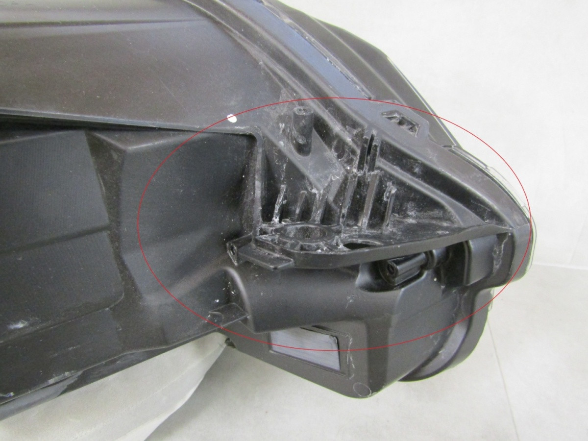 Koplamp Peugeot 3008 II 5008 II Facelift LED 20-24 LH Links 9836230280 Q1665/K3 12F