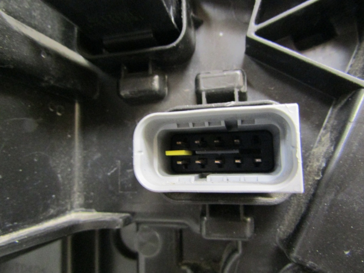 Koplamp Peugeot 3008 II 5008 II Facelift LED 20-24 LH Links 9836230280 Q1665/K3 12F