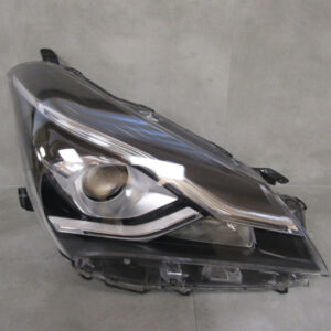 KOPLAMP TOYOTA YARIS 3 III FACELIFT STANDAARD LENS + LED 17-20 RH RECHTS H03/K2/2C