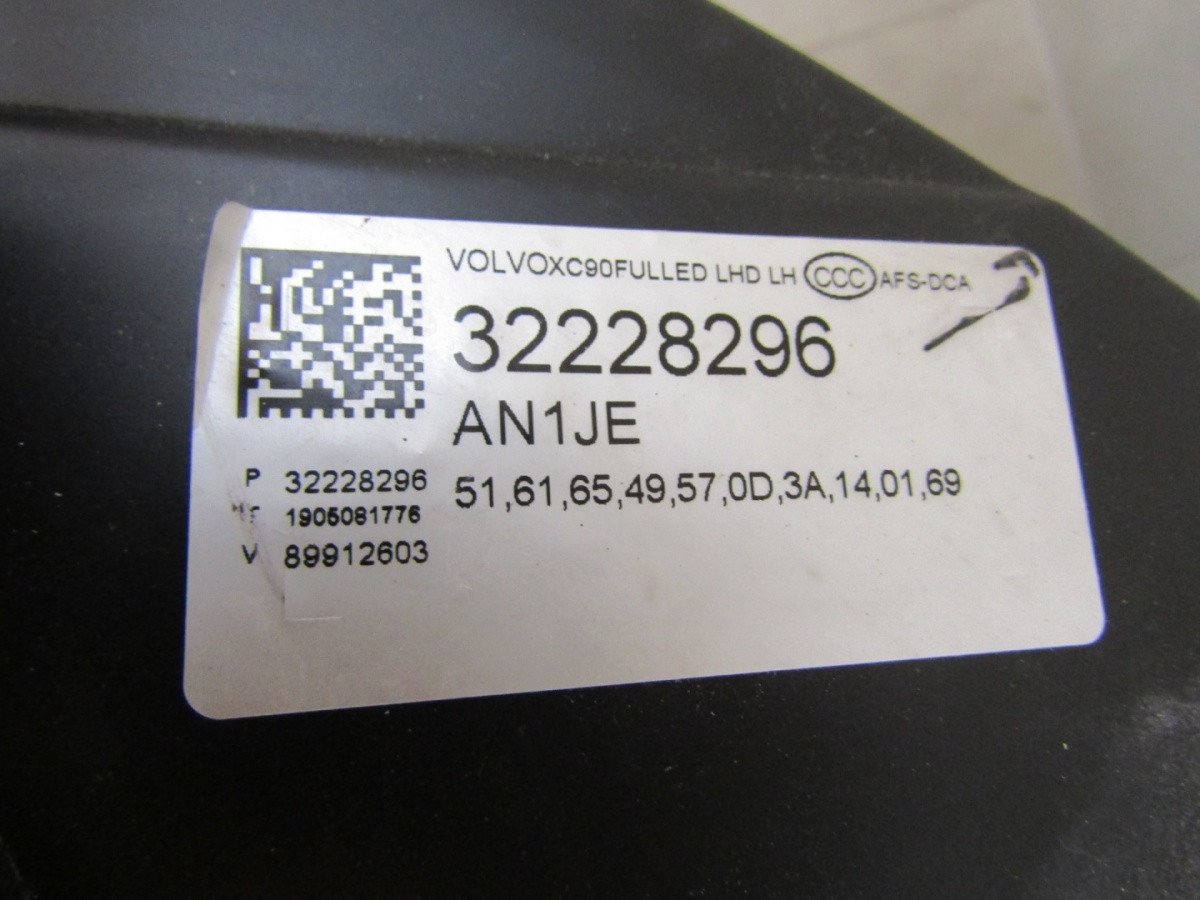 Koplamp Volvo XC90 II FULL LED ACTIEF 14-24 LH LINKS 32228296 Q1689/K3 5D