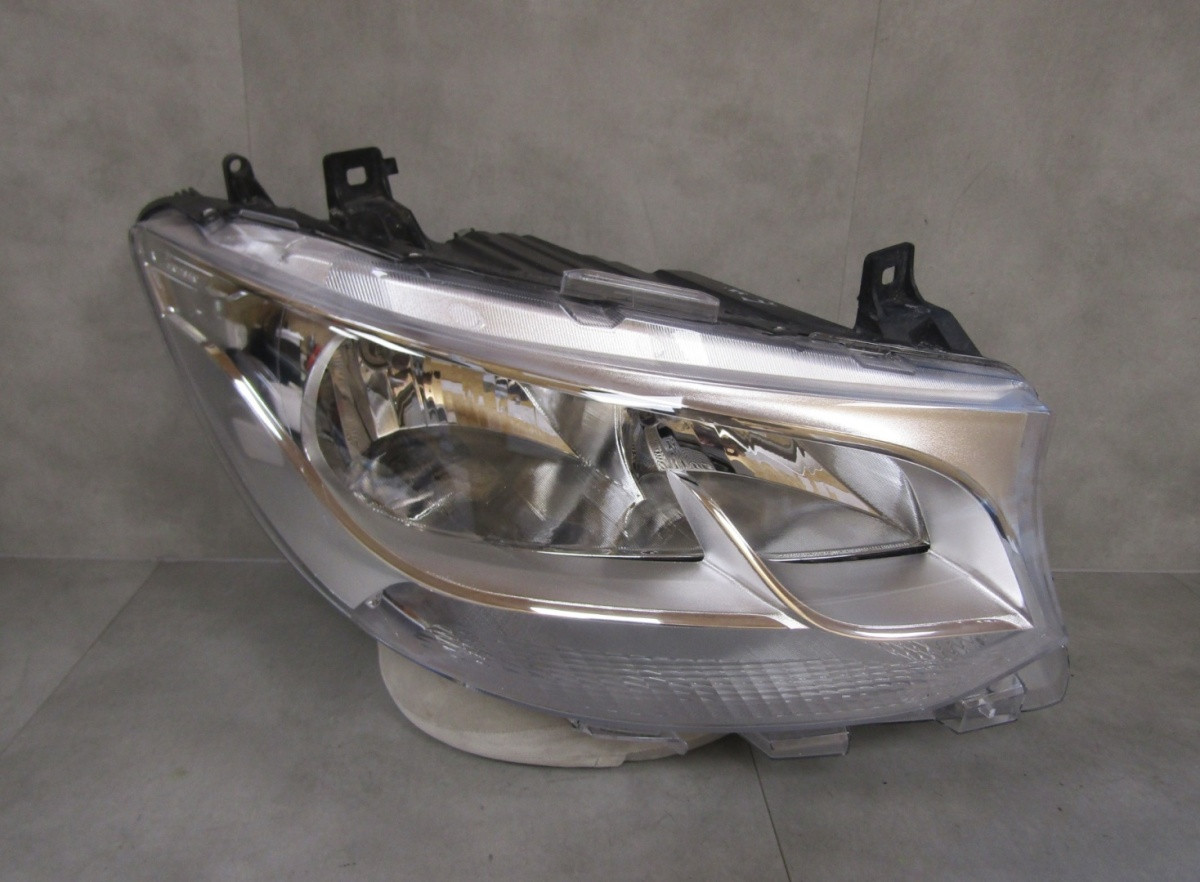 KOPLAMP MERCEDES SPRINTER W910 W907 STANDAARD 18- RECHTS A9109060100 S2054/K2/8D