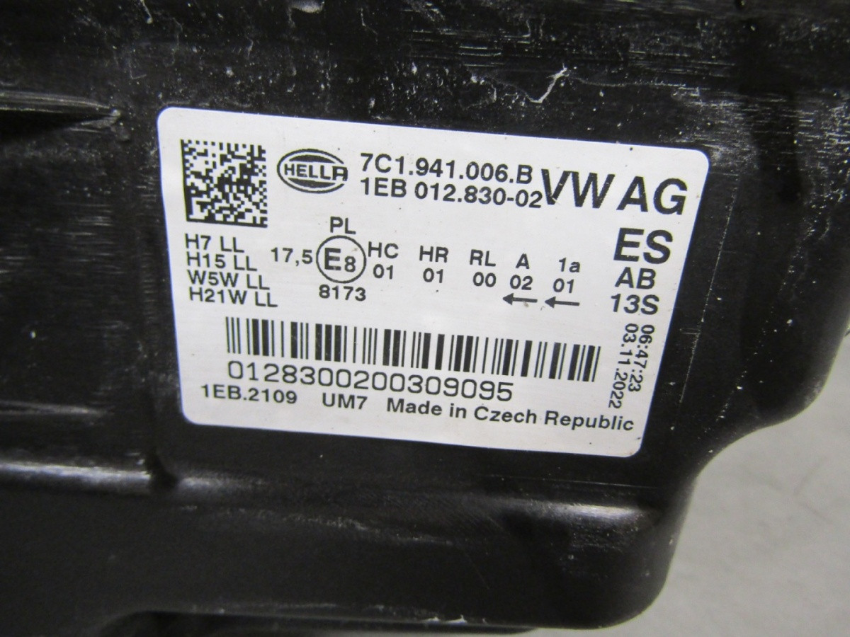 KOPLAMP VOLKSWAGEN CRAFTER II 2 STANDARD 16- RH RECHTS 7C1941006B S2072/K2/12D