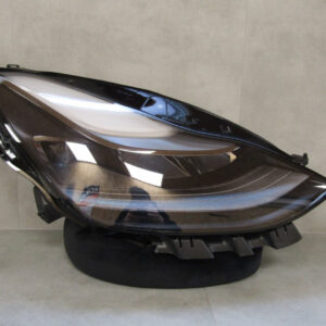 KOPLAMP TESLA 3 Y FACELIFT VOLLEDIGE LED 20- RECHTS 1514953-00-D W37/K2/17E