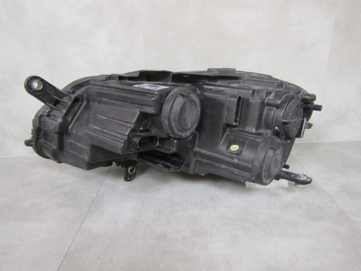 KOPLAMP VOLKSWAGEN PASSAT B7 STANDARD RECHTS 10-15 3AB941006 Z299/K2/10A